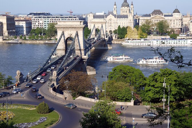 Budapest Private City Tour by car in 4 hours - Heroes’ Square and the City Park bath area: monument scale without the maze