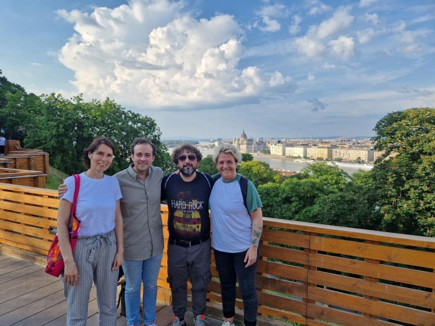 Budapest: private deluxe tour with a native, in Spanish - Price and Value: What $447 Buys for a Small Private Group