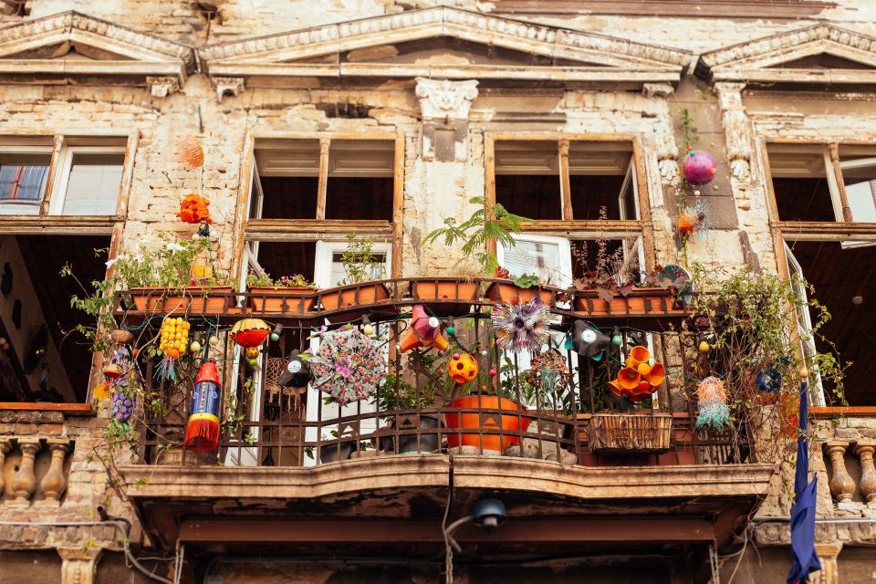 Budapest: Private Food Tour – 10 Tastings with Locals - The Flavor Lesson: Paprika, Sour Cream, and Goulash That Actually Make Sense