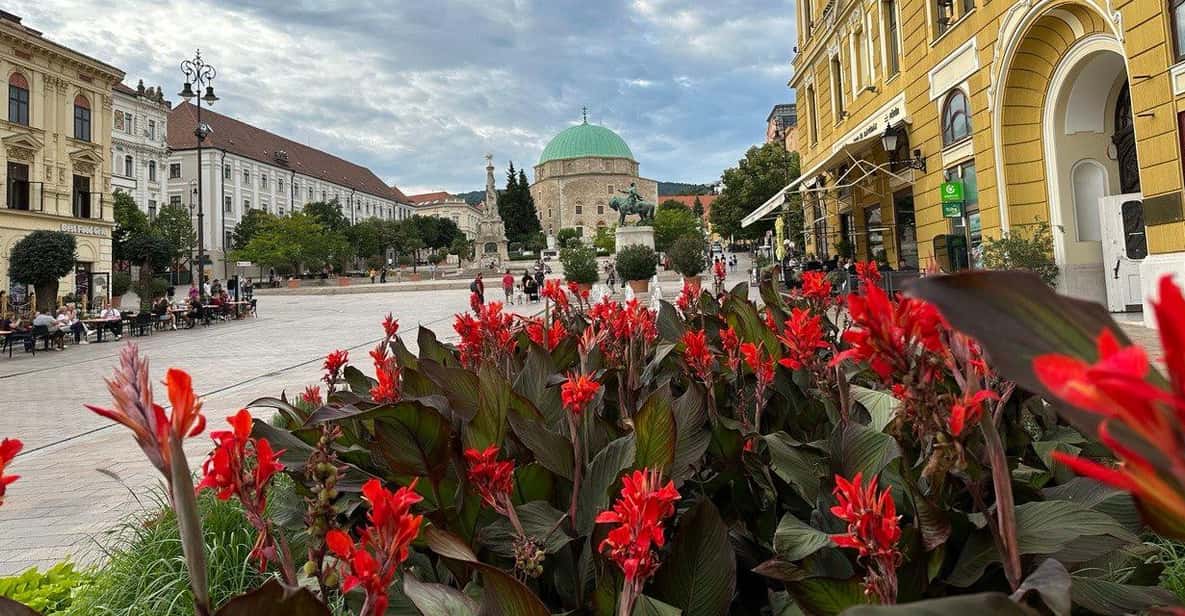 Budapest: Private Walking Tour with a Local Guide - St. Stephen’s Basilica: neoclassical architecture you can spot fast