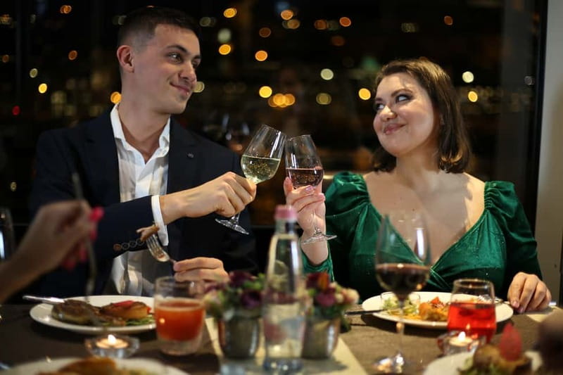Budapest: Prosecco Dinner Cruise with Live Music - Live Music, Folk Dancers, or Piano: Pick the Night You Want