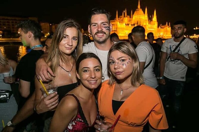Budapest Pub Crawl & Ruin Bar Tour – Free Shots & VIP Entry - Meeting point and timing: start at 9:00 pm, end at Instant-Fogas