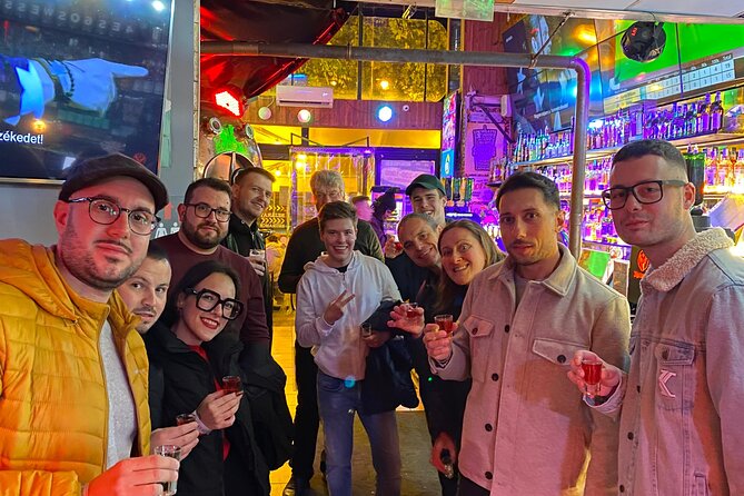 Budapest Pub Crawl & Ruin Bar Tour – Free Shots & VIP Entry - The real magic: why VIP entry and free shots change the whole night