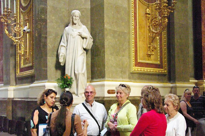 Budapest: Saint Stephen's Basilica Tour - Price and value: $21.78 for a landmark visit that’s more than a photo stop