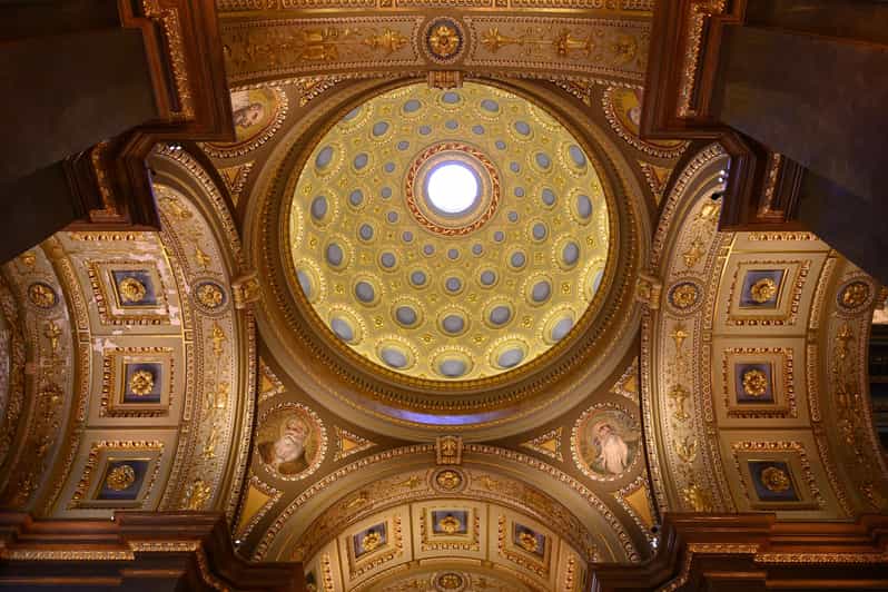 Budapest: St.Stephen's Basilica Grand Organ Concert Tickets - St. Stephen’s Basilica: the setting that makes the music click