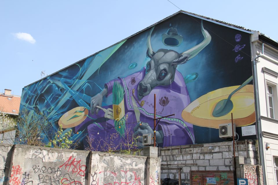 Budapest: Street Art Tour - The coffee stop: small break, big payoff