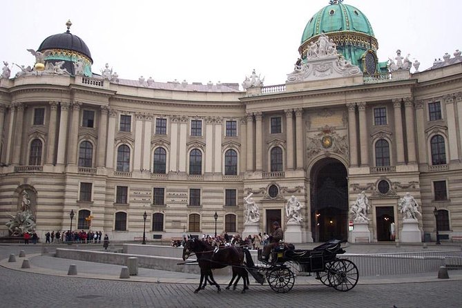 Budapest to Vienna Private Costumizable Day Tour with Lunch - Schönbrunn Gardens: The Faster Way to Get the Feel of the Palace Complex