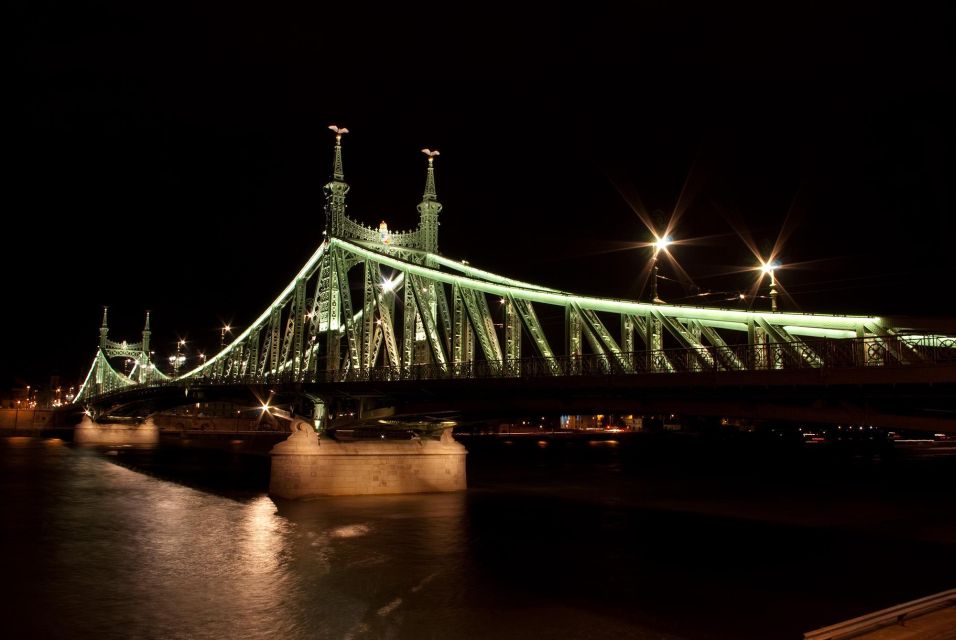 Budapest: Unlimited Prosecco and Wine Sightseeing Cruise - Price and Drink-Value: Does $41 Really Make Sense?