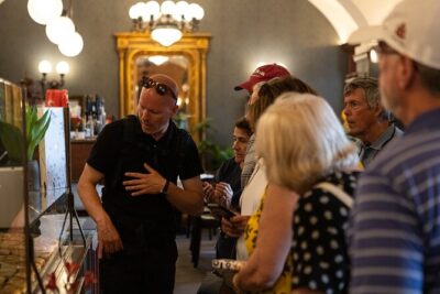 Budapest Urban Treats - Cake and Coffee House Tour - Opulent coffee houses: why the setting matters before you taste