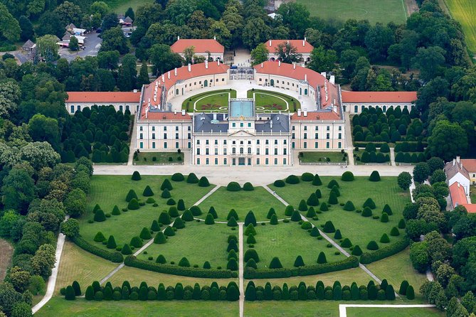 Budapest-Vienna One-Way Sightseeing Transfer - Key Highlights at a Glance