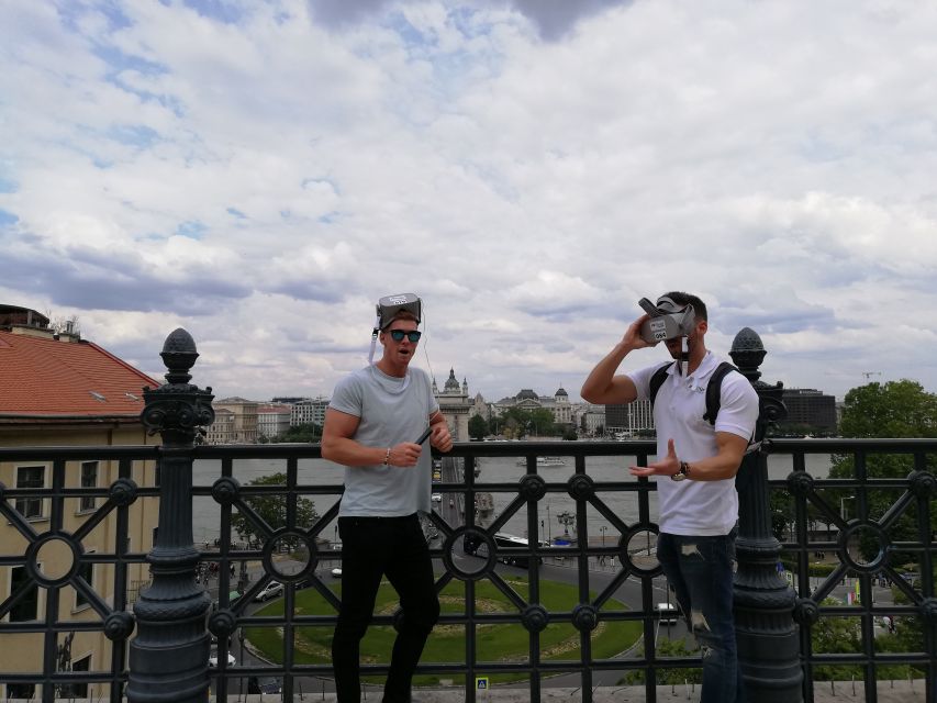 Budapest: Virtual Reality Tour in 8 Languages - The route: a light hike through the Castle District, not just a screen