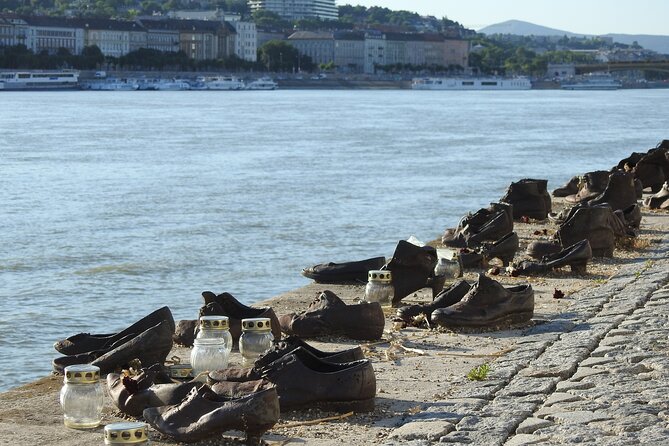 Budapest walking tour: Parliament and Shoes Memorial - Why this 2-hour Budapest route is such a smart start