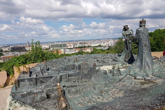 Budapest Walking Tour with Your Private Guide: 20+ Highlights - Price and value for a private group up to 15