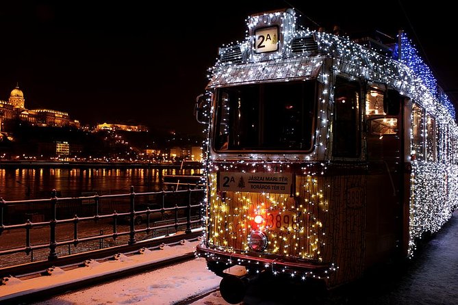 Budapest Wonderland - A Christmas Market Tour with Chimney Cake & Mulled Wine - Szent István Square Christmas Market: the big-scene start