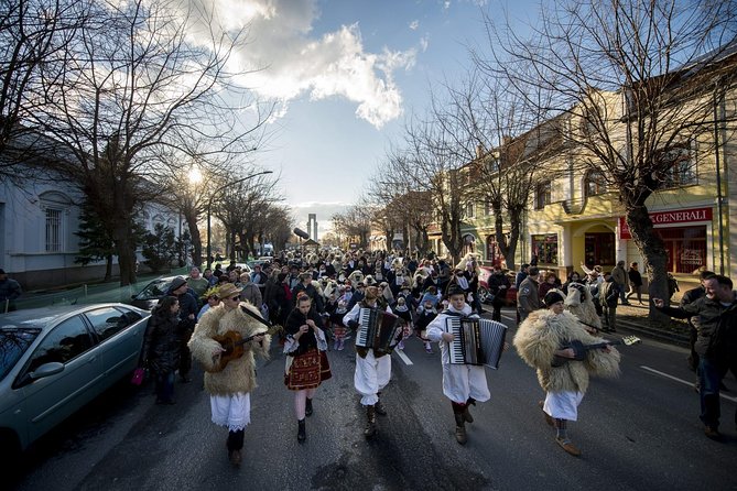 BUSÓJÁRÁS Unesco Heritage Folklore Carnival in Mohács - Woolly Cloaks, Rattlers, and the Sound of Spring Arriving