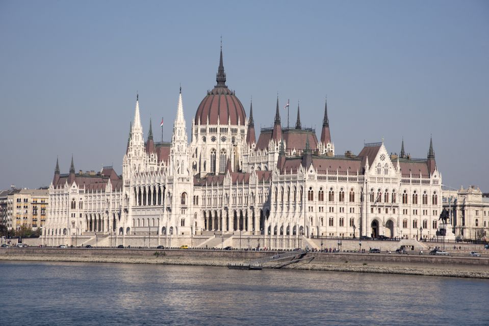 Castle District & Pest Driving Tour with Danube River Cruise - St. Gellért Hill and Citadel: where the city picture finally clicks