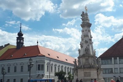 Castle district walk with legends - National Széchenyi Library: former Royal Palace views and hidden ruins