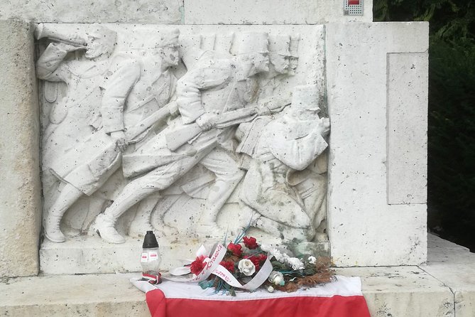 Communist Budapest Walking Tour - First steps at Frankel Leó: what this tour really sets up