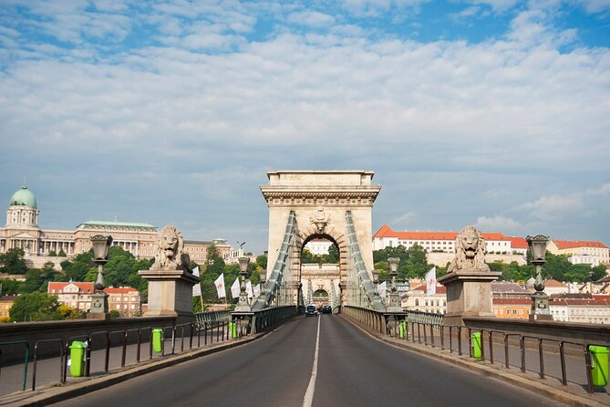 Comprehensive sightseeing tour - Szechenyi Baths from the street, then Andrassy Avenue like a local route