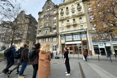 Discover Budapest Using Tram Two - Following Tram 2 in Pest: easy city momentum, great viewing angles