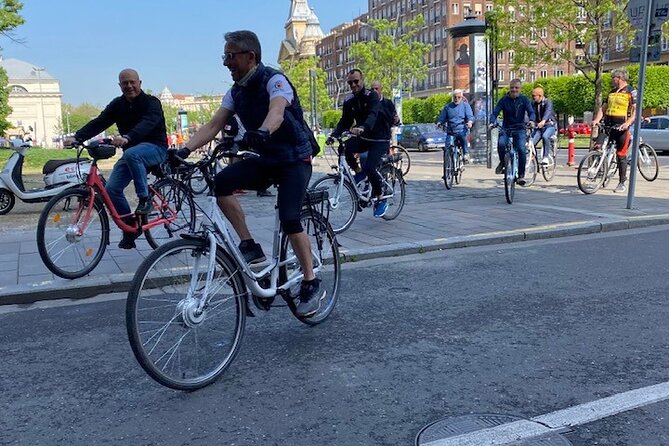 E-Bike Guided Tour in Castle Hill Budapest - Liberty Square: monuments, controversy, and the 20th-century layer