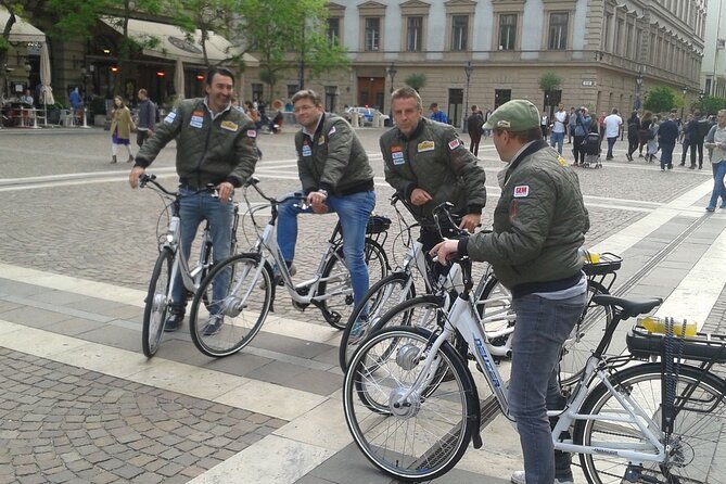 E-Bike Guided Tour in Castle Hill Budapest - St. Stephen’s Basilica: the holy relic detail that makes the dome meaningful