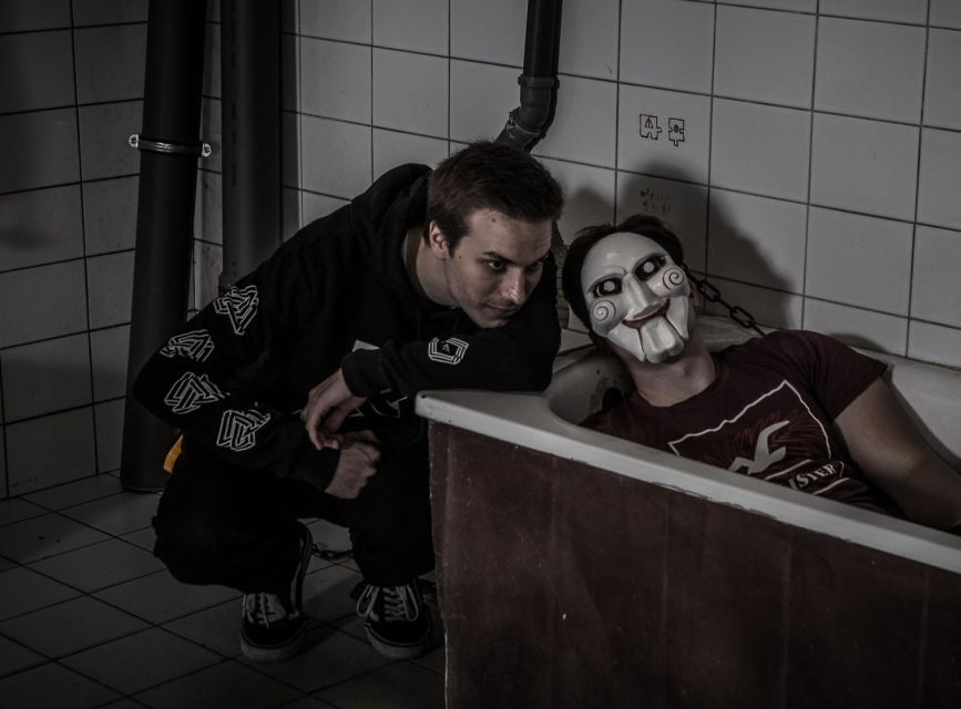 Escape Rooms by PanIQ Room in Budapest - What happens before you enter: briefing, rules, and how hints work