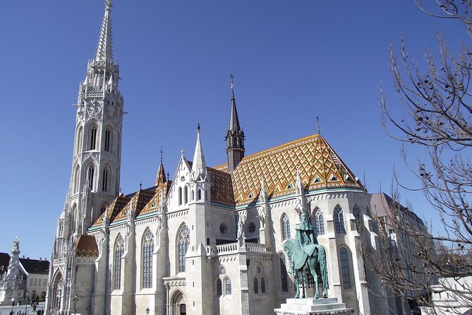 Essential Walking Tour - Stop 4: Fountain of King Matthias (a quick breather with story value)