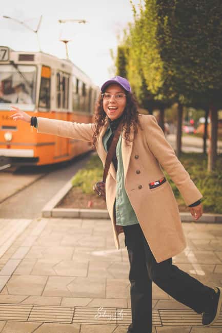 Explore Budapest in Pictures: Guided Tour Photo Tour - What this 3-hour Budapest photo tour is really about