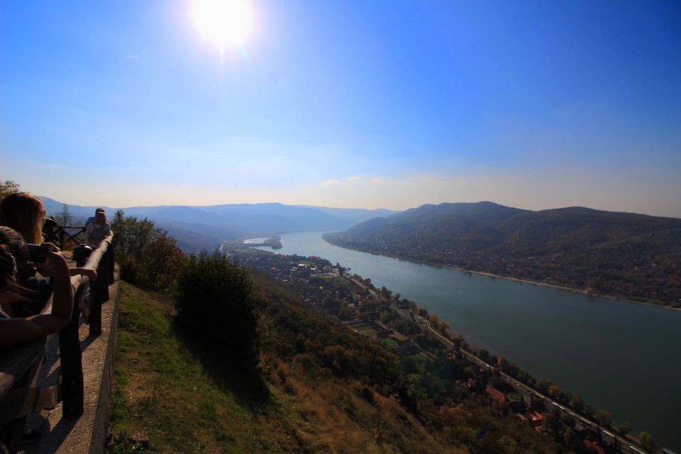 From Budapest: Danube Bend & Szentendre Tour with Lunch - Entering the Danube Bend story from Budapest