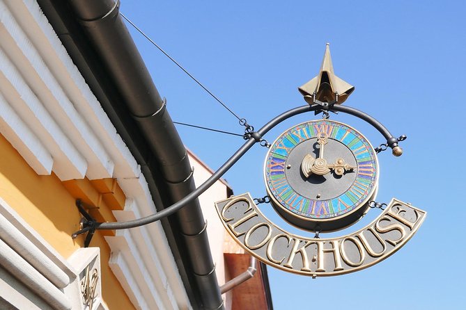 Godollo Sisi Castle and Szentendre Full-Day Private Tour from Budapest - Szentendre’s Main Square (Fo tér): where your 3-hour window shines