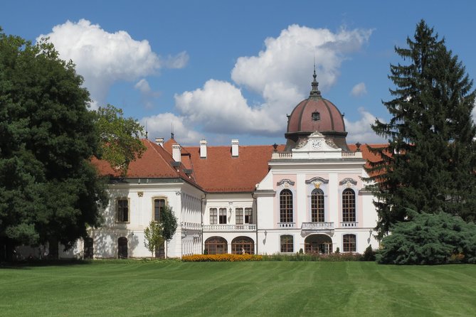 Godollo Sisi Castle and Szentendre Full-Day Private Tour from Budapest - Entering Gödöllő Castle: a live tour of Elisabeth’s rooms