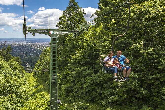 Hiking + Chairlift ride + viewpoints in Budapest - Tündér-szikla: The Rock of Fairies Viewpoint in 15 Minutes