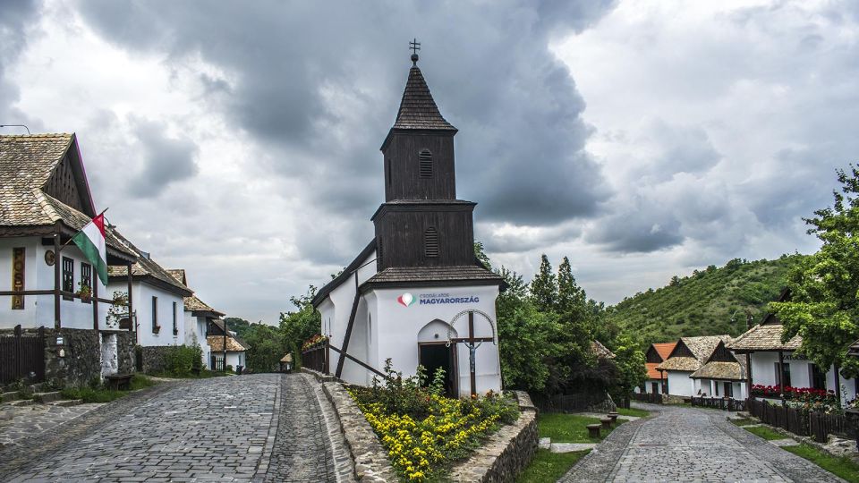 Hollókő Ethnographic Village: Day Tour from Budapest - Hollókő: UNESCO’s living village, not a backdrop