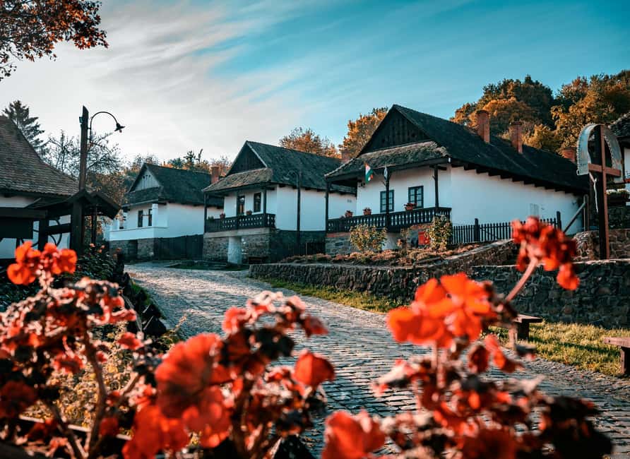 Hollókő Ethnographic Village: Day Tour from Budapest - Your 8 hours from Budapest: pickups, ride time, and how not to rush