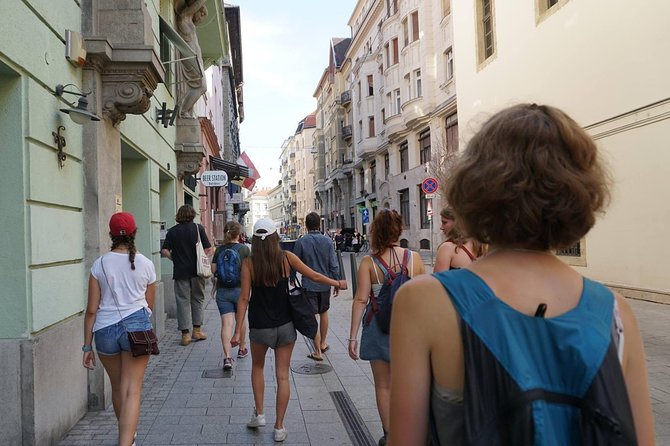 Hungarian History Walking Tour with food tasting - From Kálvin tér at 4:00 pm: your easy, central start