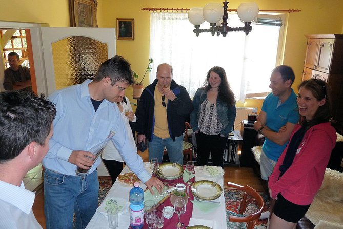 Hungarian lunch/dinner with locals in their home w/ car transfer - Who this is best for (and who might not love it)