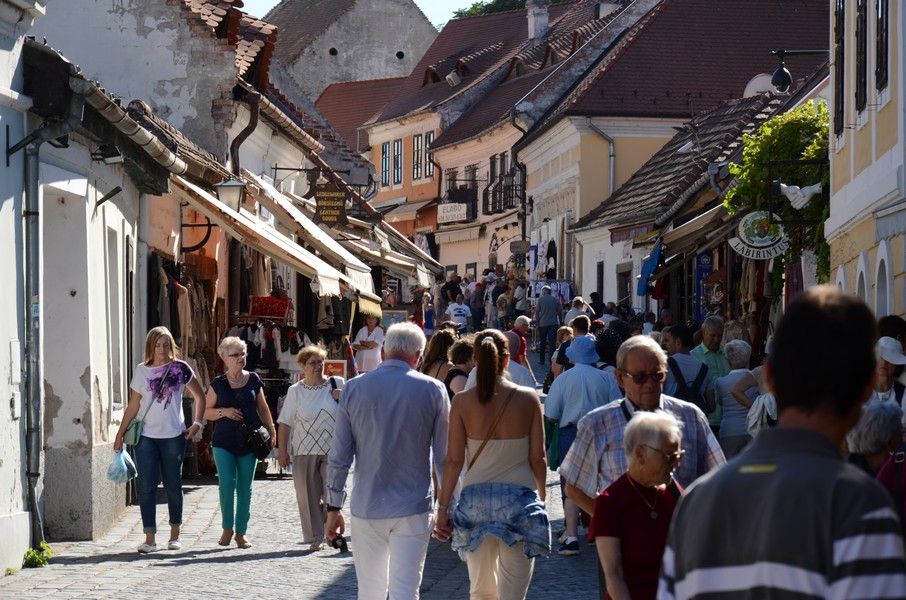 Hungary: Full-Day Private Danube Bend Tour - Esztergom’s basilica: a major stop for Hungary’s Catholic heritage