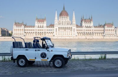 Iconic Budapest tour with Classic Russian Jeep and G-Wagon - Buda Castle Area: quick photo stops that set up the big sights