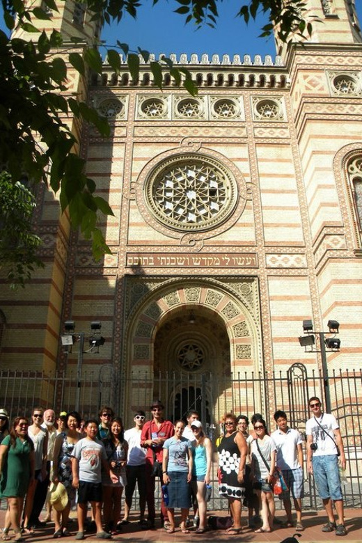 Jewish Quarter of Budapest Walking Tour - From Budapest Eye to the Jewish Triangle: A story-led 1.5-hour walk