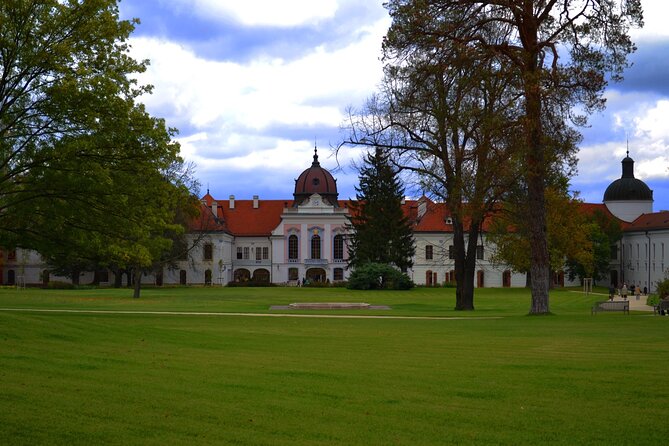 Legacy of Sissi Royal Palace of Godollo Tour with Cake and Coffee - Who should book this tour (and who should skip it)