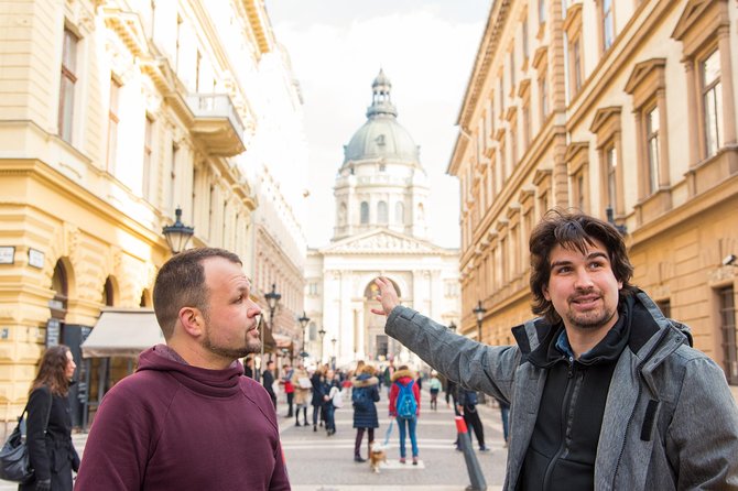 Pest side stories with a Historian - Elizabeth Square: From Market to Stalin Square to a Night-Out Hub