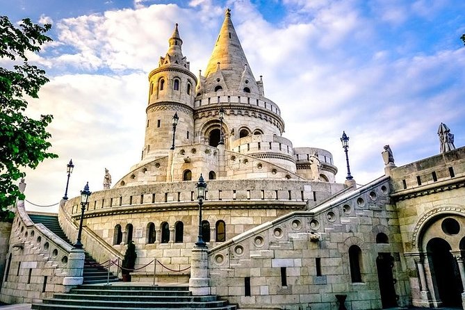 Private 4 Hours Budapest city tour and 3 hours Széchenyi thermal spa relax - A private Budapest day that moves fast, not frantic