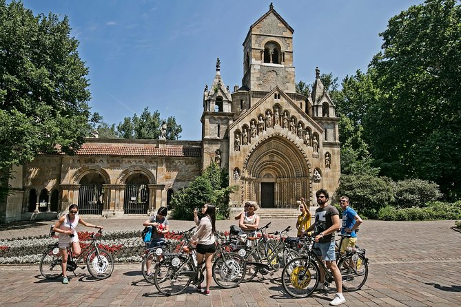 Private Budapest Bike Tour with Cafe Stop - City Park riding: Széchenyi Baths and Vajdahunyad Castle on the way