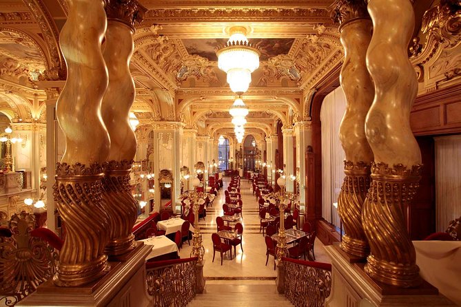 Private Café Wandering: Excursion through Budapest’s Belle Epoque - Private Tour Format: How This Makes the 3 Hours Feel Right