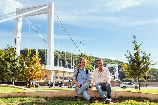 Private City Kickstart Tour: Budapest - Vigadó Square (Vigado ter): A Quick Time-Travel Stop That’s Free