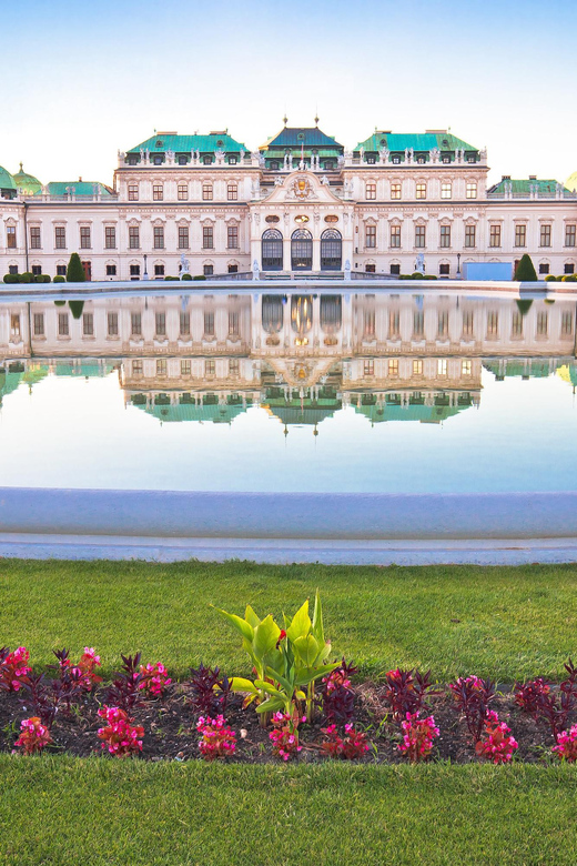 Private day trip: Budapest > Bratislava & Vienna, in English - Vienna, the easy way: Schönbrunn, Hofburg, St. Stephen’s, and the center