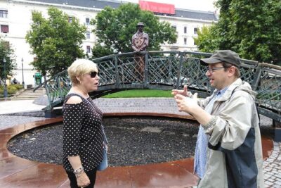 Private Downtown Pest Walking Tour - Meeting point and getting started near Kossuth Lajos tér