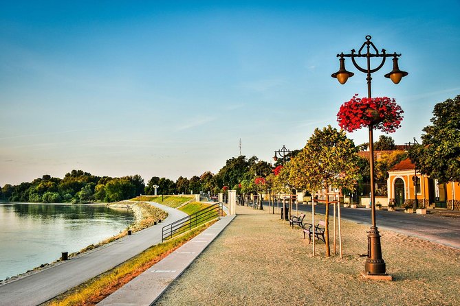 Private Guided Tour to Szentendre & Visegrád Castle (Danube Bend) - Your guide’s role: facts, pacing, and getting the most out of short time