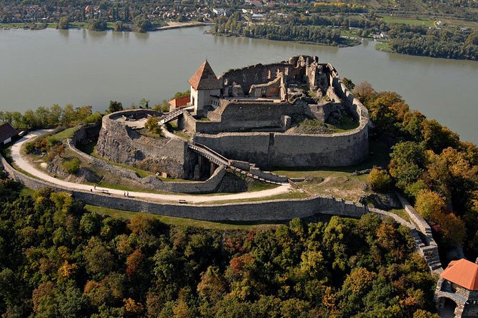 Private Guided Tour to Szentendre & Visegrád Castle (Danube Bend) - Visegrád Citadel: royal history above the Danube Bend